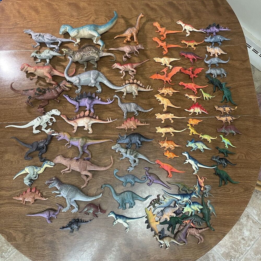 Lot of 90 Vintage Dinosaur + A Few Jurassic Park & Other Dinosaurs Figure Lot